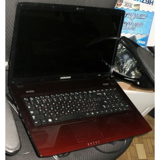Ноутбук Samsung R780i (Intel Core i3 370M (2x2.4Ghz HT) /4096Mb DDR3 /320Gb /ATI Radeon HD5470 /17.3" TFT 1600x900) - Якутск